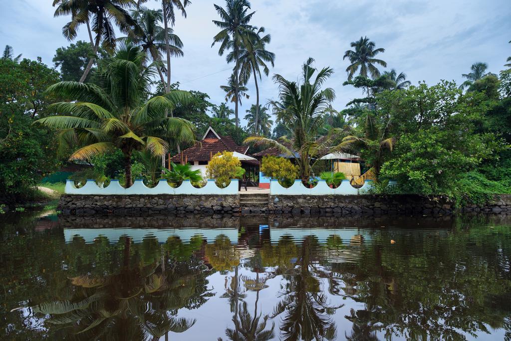 Heritage Marari Mararikulam Bagian luar foto