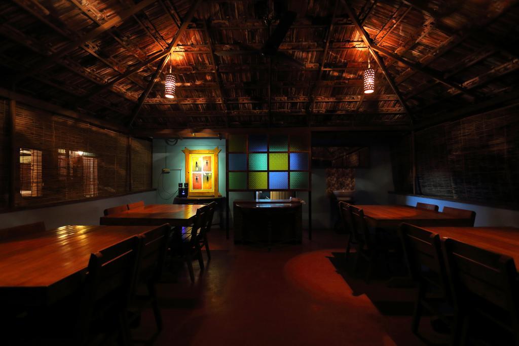 Heritage Marari Mararikulam Bagian luar foto